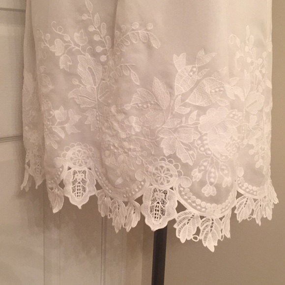 White Summer Dress 3/4 Sleeves Small - Picture 2 of 8